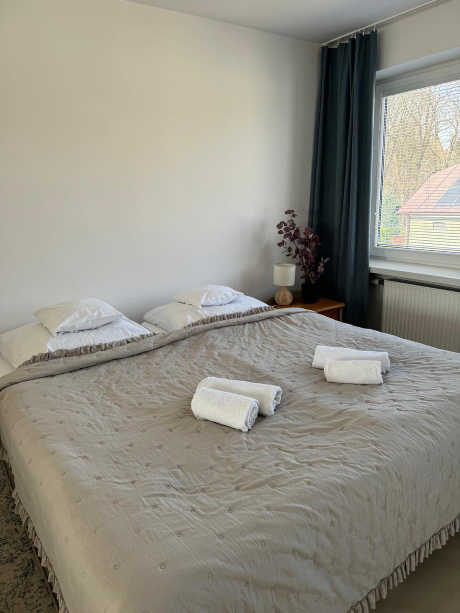 Apartamenty Cud Miod Krosno Exterior photo